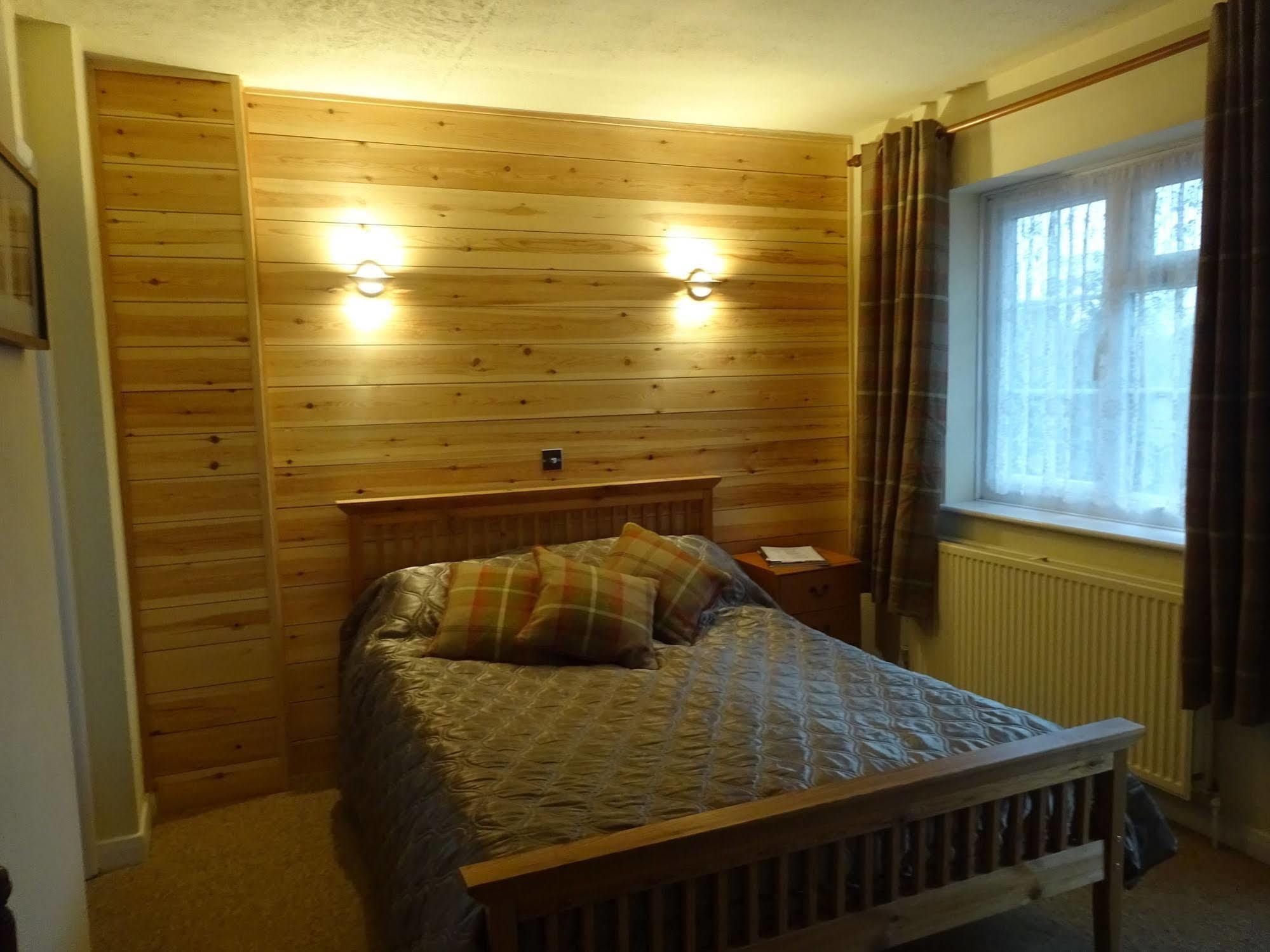 Chequers Inn Harrogate Zewnętrze zdjęcie